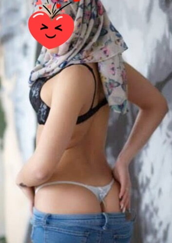 Türbanlı Escort Çapa'da